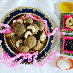 A picture of Green gram dal ladoo(moong dal).