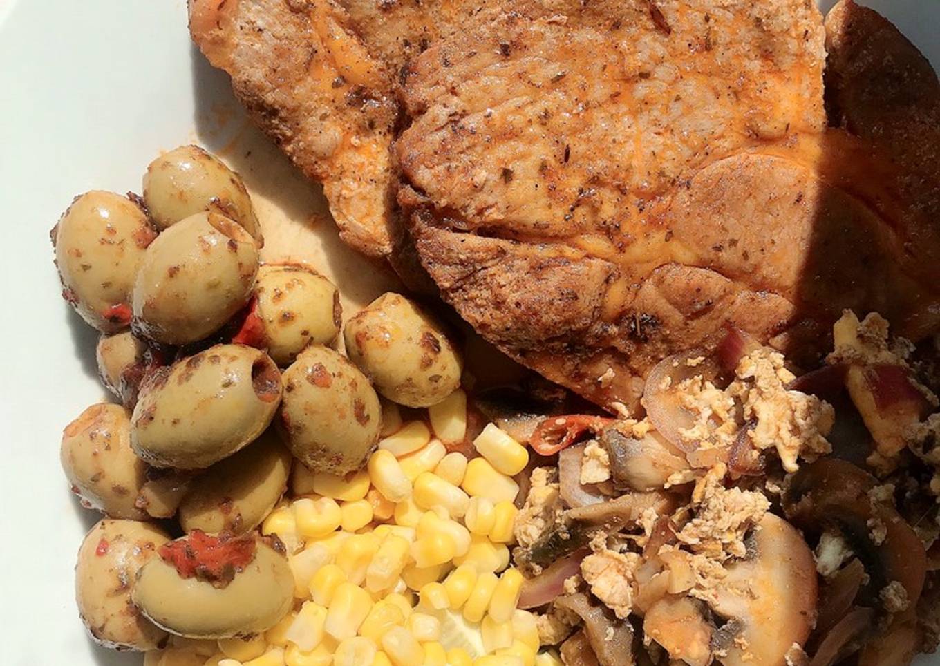 Pork Steak marinated with saos samyang 2x hot (non halal)