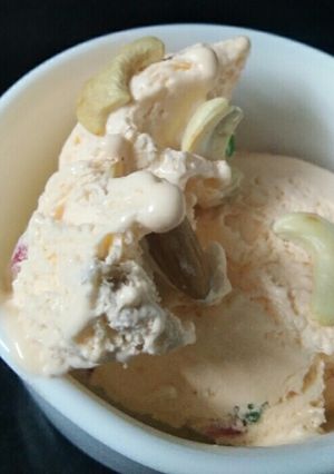 A picture of Tutti Fruity ice cream.