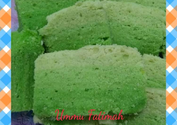 Langkah Mudah untuk Membuat Bolu ombre pandan, Enak