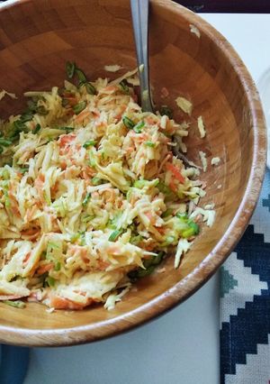 Una foto de Coleslaw de apionabo