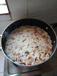 A picture of Cashew nut Rice.