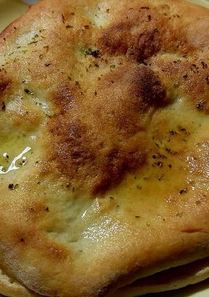 Foto di Pizzolo di Sortino (peperoni, tonno e capperi & Margherita)