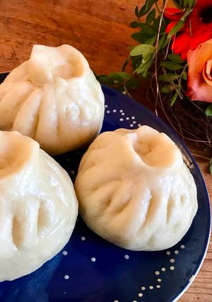 A picture of Pork and Vegetable Steamed Buns (Baozi).