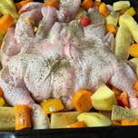 Πικάντικο κοτόπουλο «πεταλούδα» με πατάτες και λαχανικά στο φούρνο!!! 🐓🍋🌶🥕🧄🥔