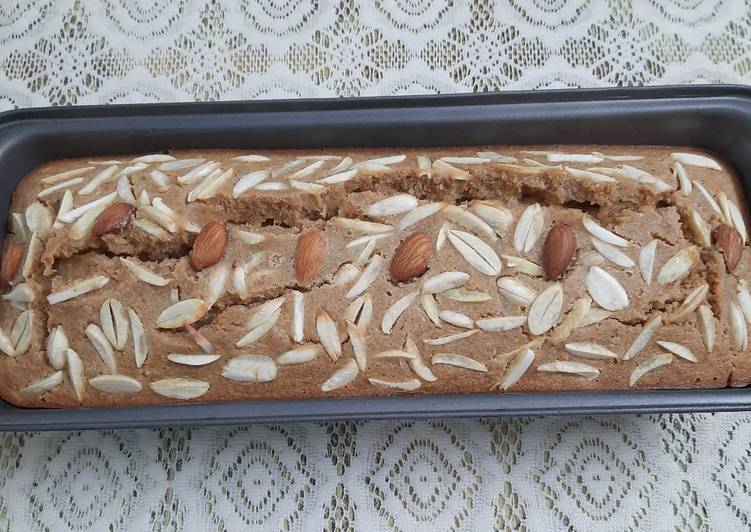 Bread Almond Cake