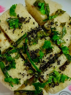 सूजी ढोकला (Suji Dhokla recipe oin Hindi) रेसिपी मुख्य फोटो