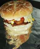 Hamburguesa casera con pan artesanal Bimbo