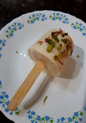 কুলফি(Kulfi recipe in Bengali) রেসিপির প্রধান ছবি