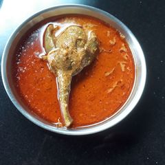 A picture of Stuff baigan Maharashtrian style.