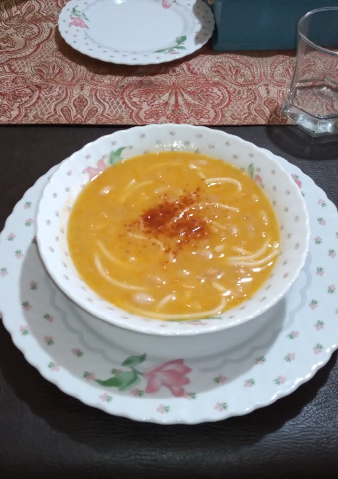 Una foto de Porotos con riendas