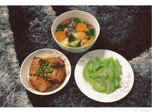 Hình của món Cá vược sốt xì dầu (chuẩn ngon) Canh thịt bò khoai tây Mướp luộc.