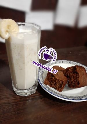 عکسی از دستور شیر موز بستنی😋🧋