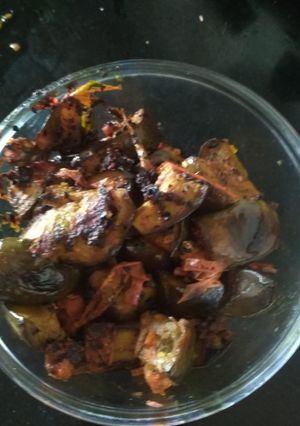 A picture of Tomato brinjal.