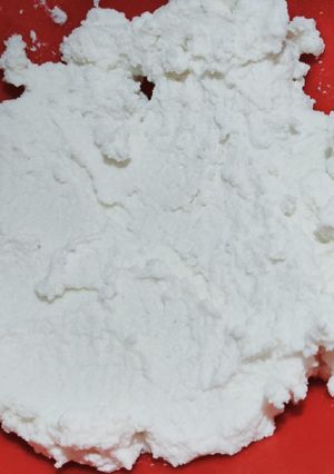 A picture of Homemade cream cheese.