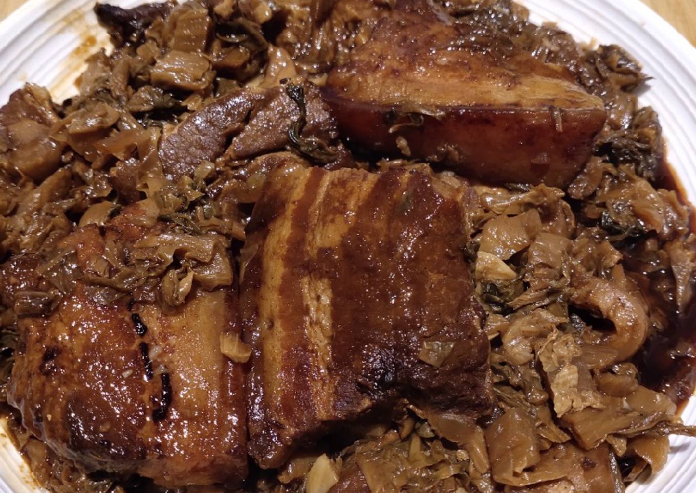 Pork Belly in Preserved Lettuce