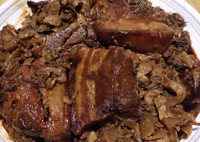 Recipe of Super Quick Homemade Pork Belly in Preserved Lettuce