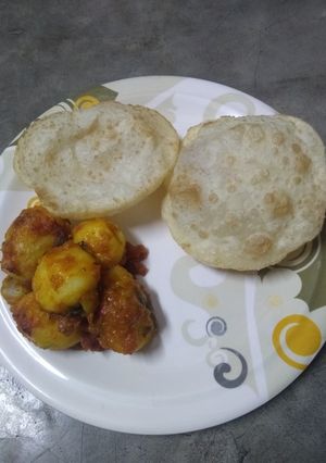 A picture of Dum aaloo.