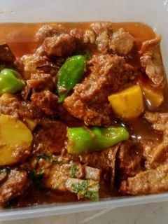 आलू मटन (aloo mutton recipe in Hindi) रेसिपी मुख्य फोटो