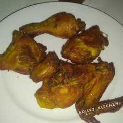 A picture of Ayam goreng ungkep.