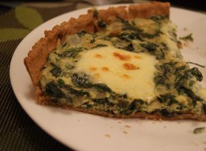 Una foto de Tarta de espinacas con masa de harina integral