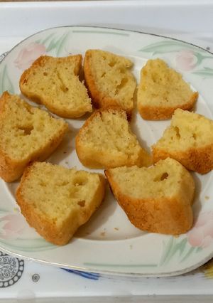 A picture of Vanilla cake🧀.