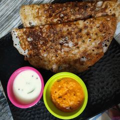 Rava dosa with chutney A picture of Rava dosa with chutney.