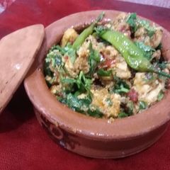 A picture of Haydrabadi achari handi.