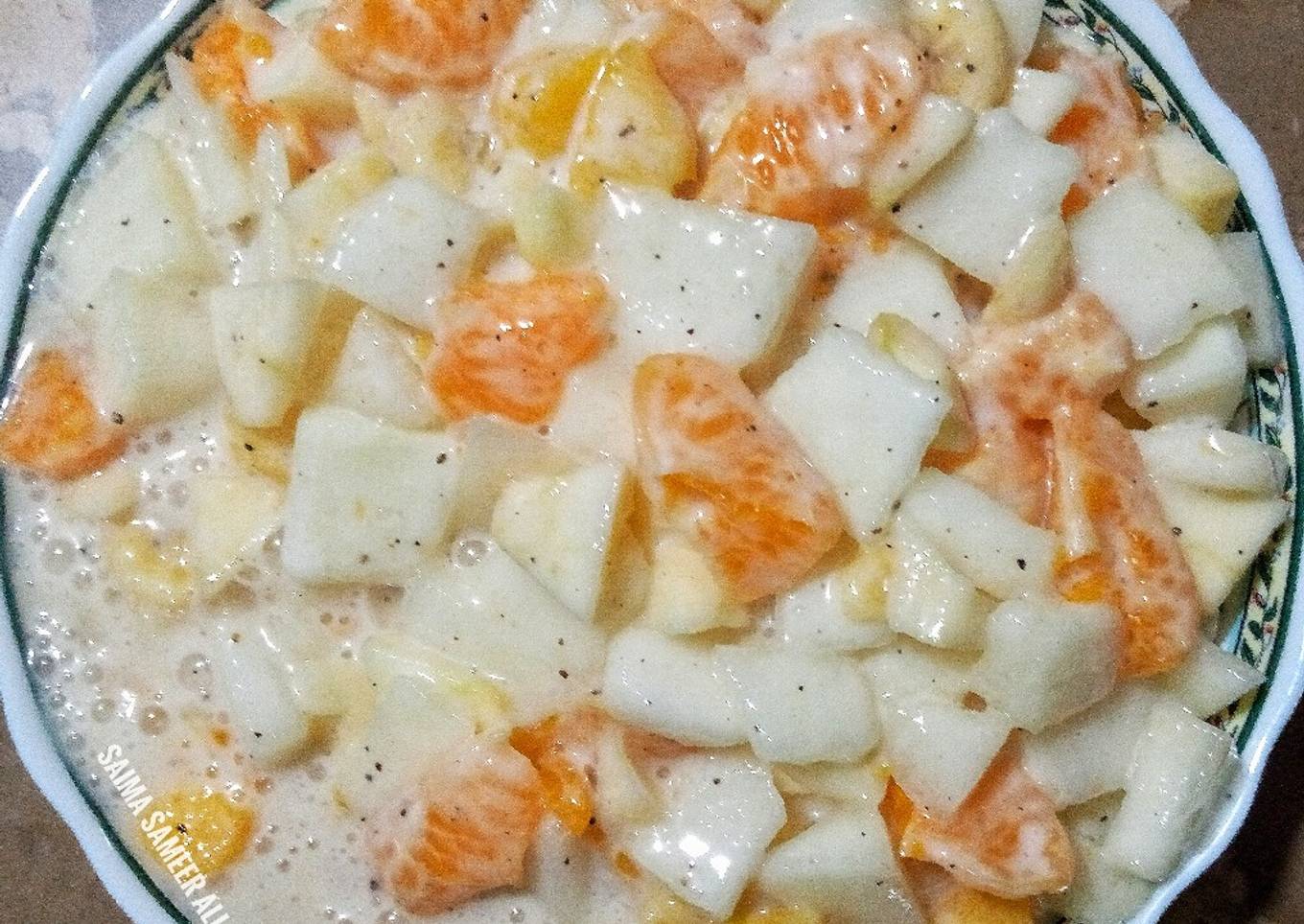 Tangy fruit cream bowl