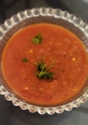 A picture of Momo Chutney.