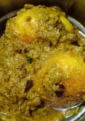 ডিম কষা (dim kosha recipe in Bengali) রেসিপির প্রধান ছবি