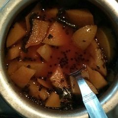 A picture of Salted mango curry.