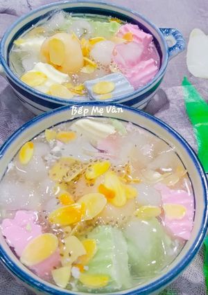 Hình của món Chè khúc bạch.