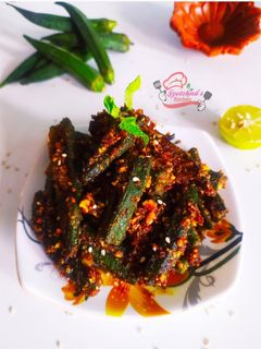 भरली भेंडी मसाला (bharli bhendi masala recipe in marathi) रेसिपी चे मुख्य फोटो