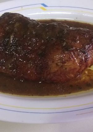 Una foto de Pata de pavo o trampantojo de cordero
