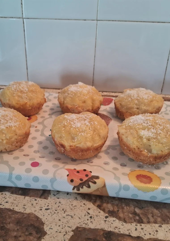 Una foto de Muffins materos con crema pastelera🧁🧁