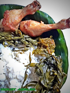 Foto resep Ayam Goreng, Lalapan Daun Singkong dan Sambal Cabe Ijo