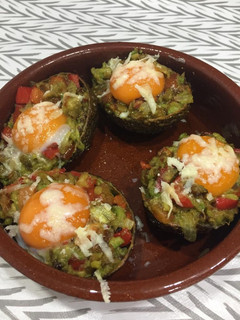 Una foto de Nido de aguacate