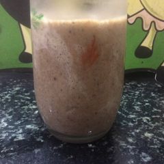 A picture of Prunes milkshake.