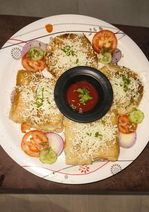 A picture of Sandwich stuffed bread paratha.