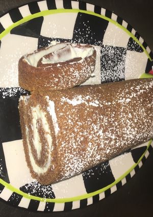 A picture of Pumpkin Roll.