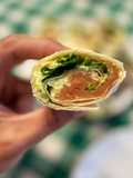 Cena fácil y rápida: Wraps de salmón y crema de aguacate