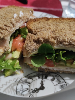 Una foto de Sándwich de pavo braseado