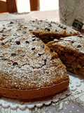 Torta rustica di zucca con fichi secchi e gocce di cioccolato