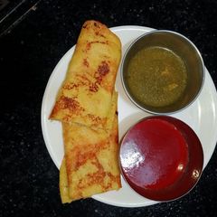 A picture of Moong Dal cheela.
