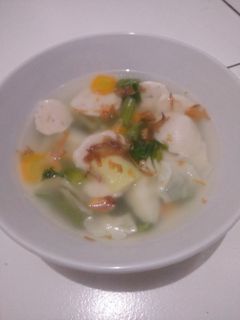 Foto resep Sayur sop bakso ayam simpel