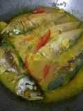 Ikan kembung bumbu kuning