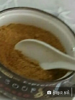 મલગાપોડી પાઉડર/ગન પાઉડર(Malagapodi powder Recipe In Gujarati) રેસીપી મુખ્ય ફોટો