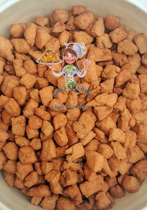 A picture of Chin chin.