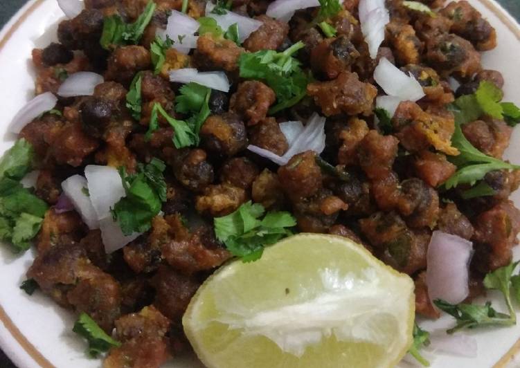 Recipe of Punjabi crispy chana chaat Yummy